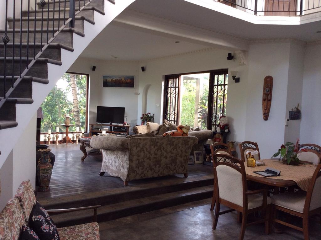 Mount Haven Hotel Канди Екстериор снимка